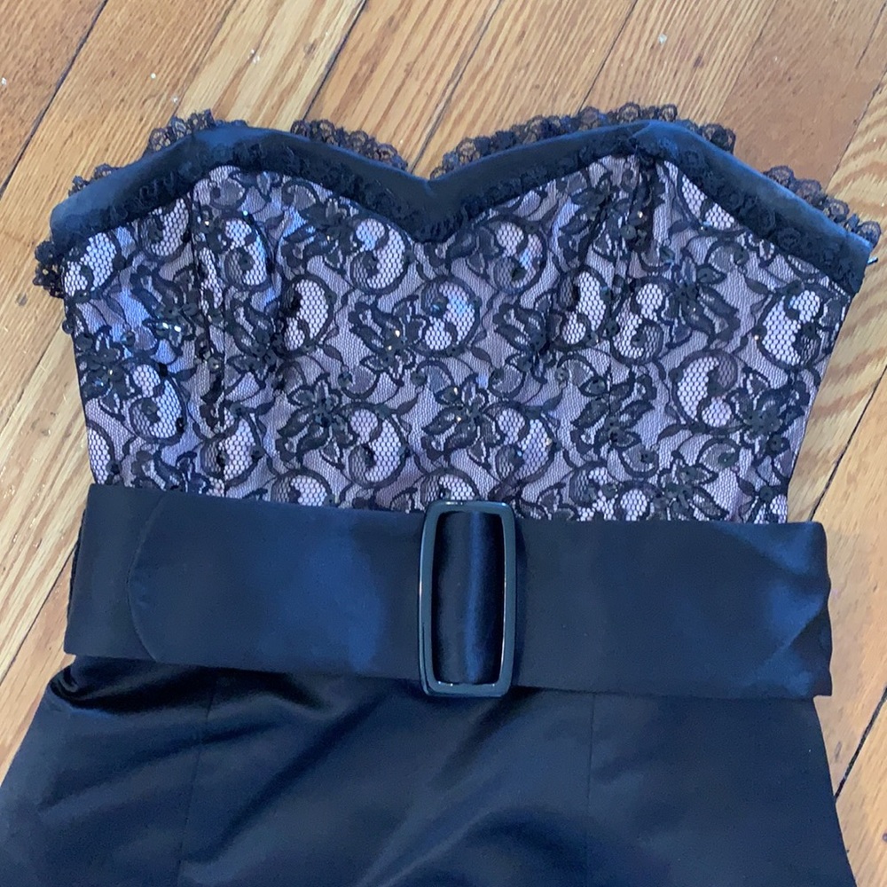 Betsy Johnson dress - Picture 2 of 8